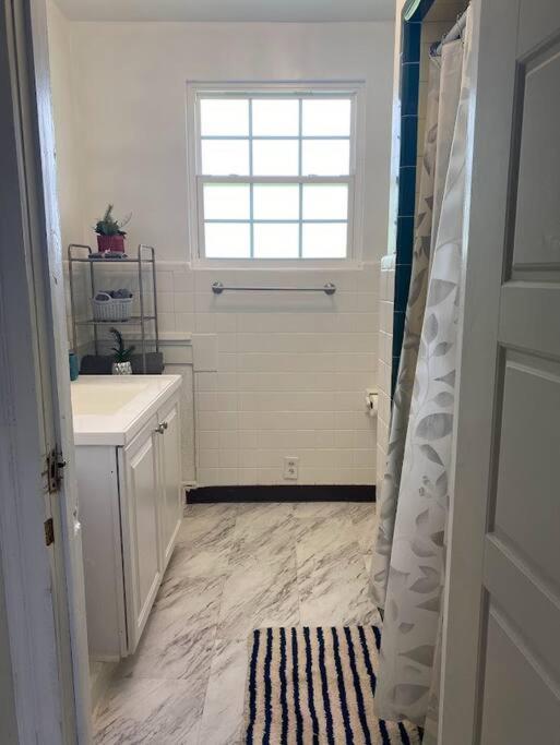 Cozy Home, King Bed, 3 Bedrooms,Close To Downtown Beaches Towncenter Jacksonville Luaran gambar